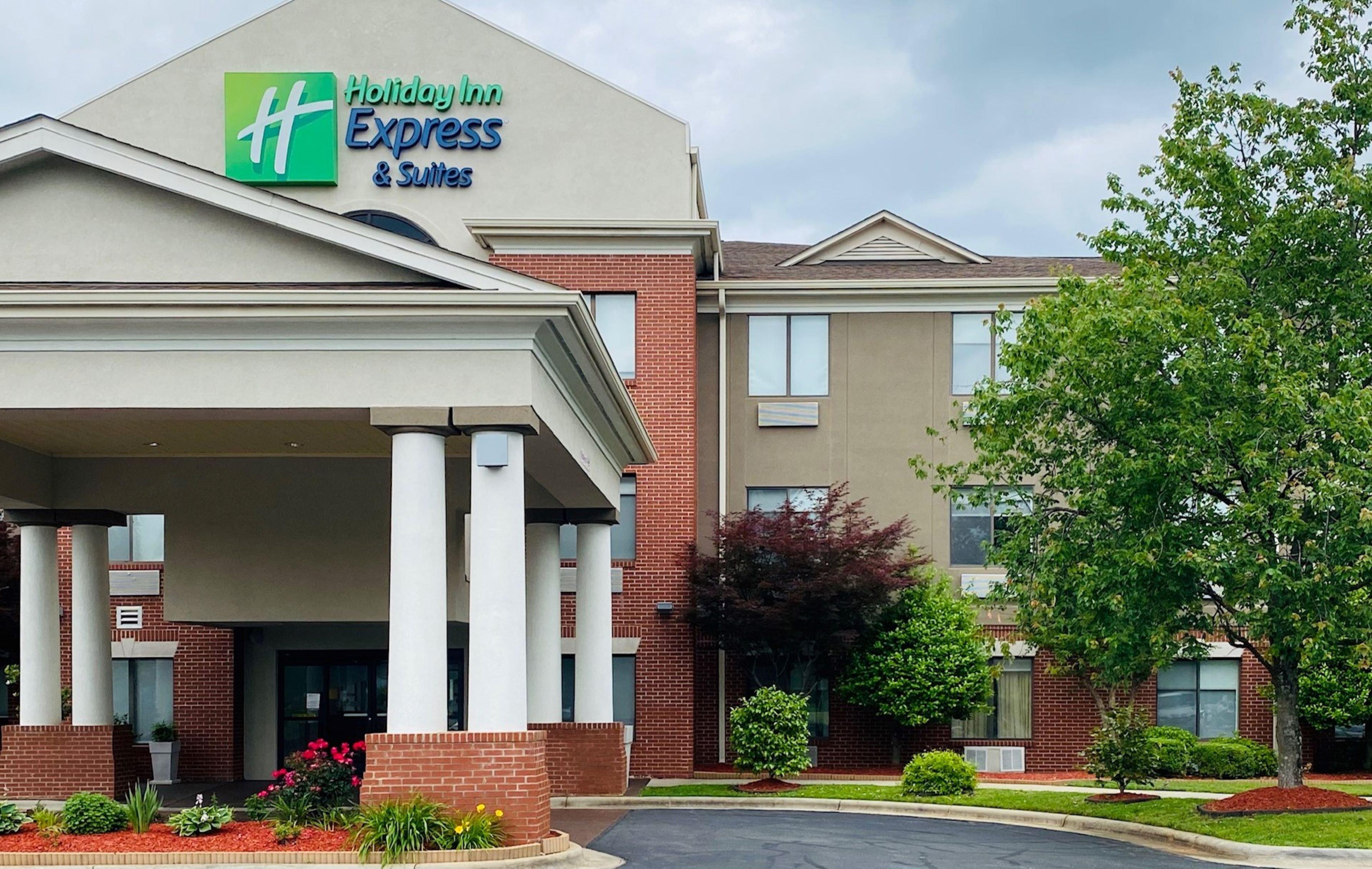 Holiday Inn Express & Suites Reidsville By Ihg Exterior photo