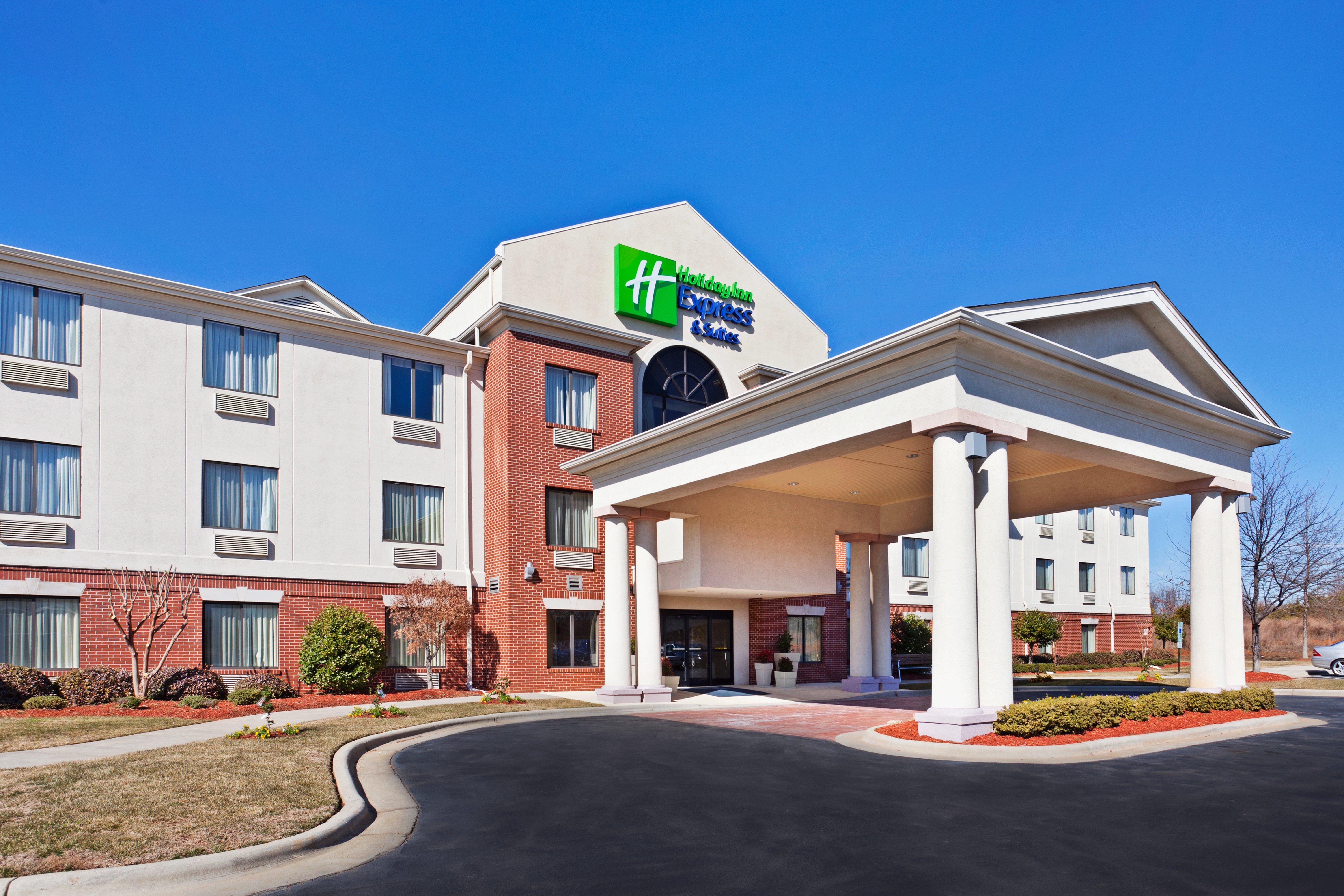 Holiday Inn Express & Suites Reidsville By Ihg Exterior photo