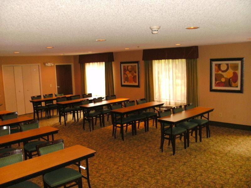 Holiday Inn Express & Suites Reidsville By Ihg Exterior photo