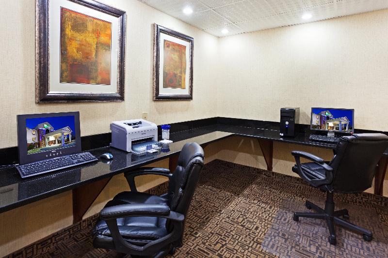 Holiday Inn Express & Suites Reidsville By Ihg Exterior photo